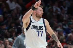 英雄联盟赛事官网直播中心-达拉斯牛仔球星M-帕森斯申请交易！独行侠媒体：一年失去两位球星