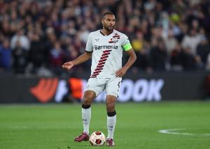 英雄联盟赛事官网直播中心-塔：很难找到合适的言语来表达，双冠王是与球迷共同赢得的