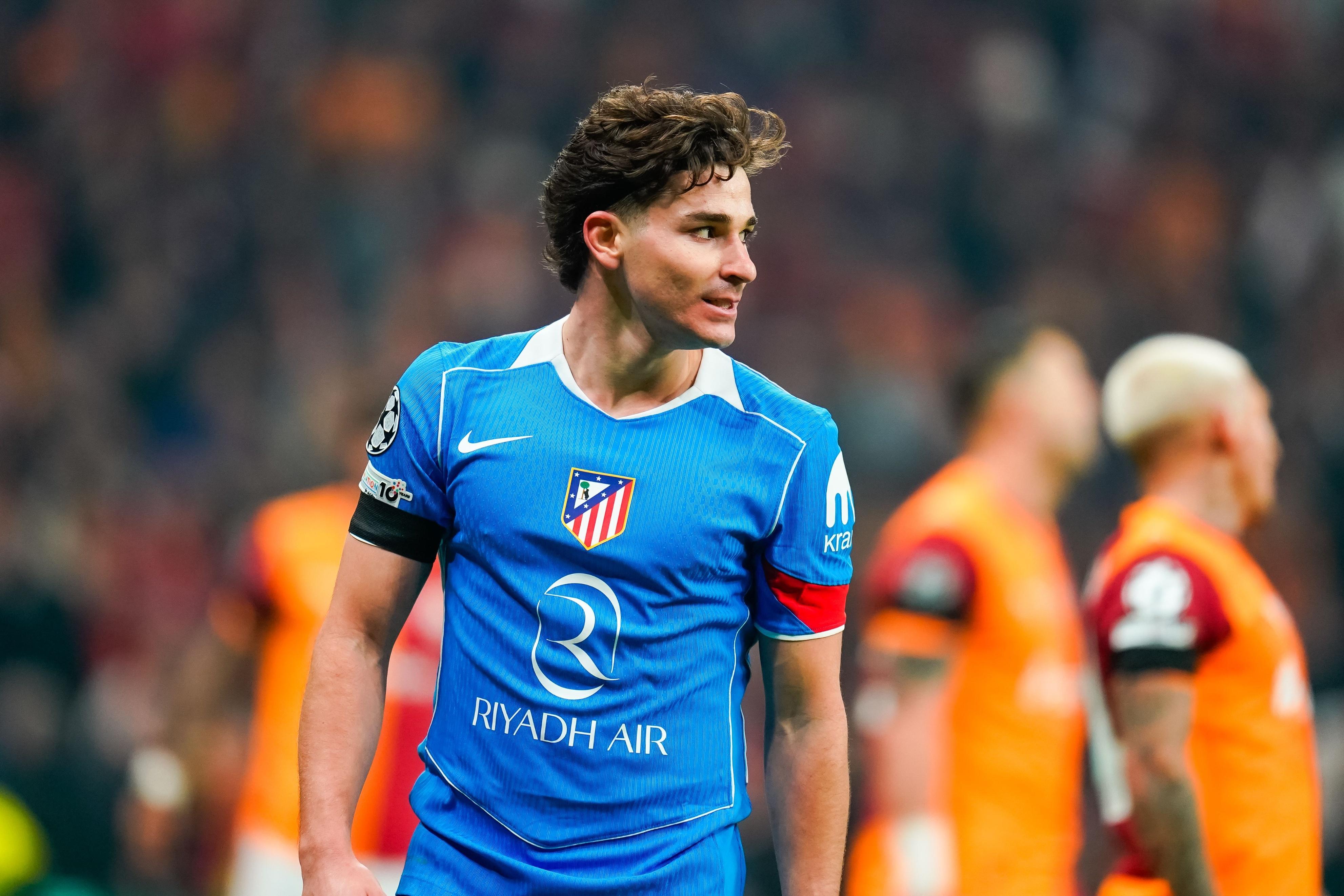 赛程安排-11球5助攻！曝阿尔瓦雷斯主动示好巴萨，小蜘蛛为啥不想去阿森纳